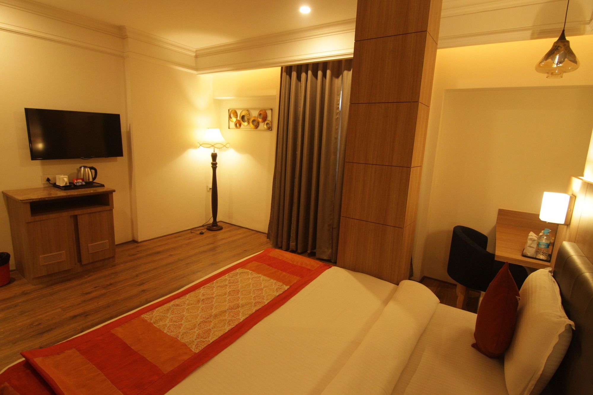 Oyo 2054 New Hotel Broadway Varanasi Exterior photo