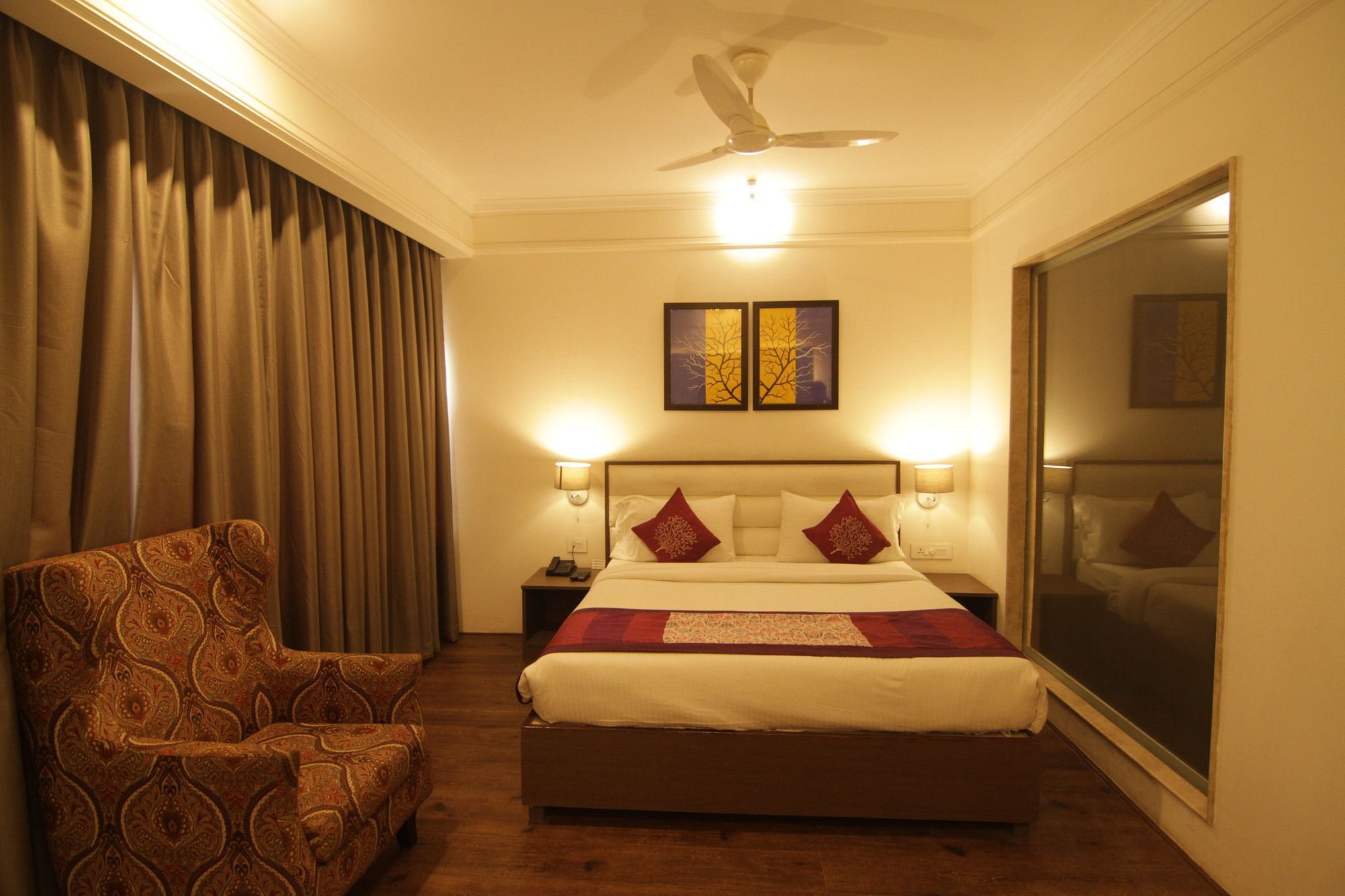 Oyo 2054 New Hotel Broadway Varanasi Exterior photo